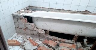 Демонтаж ванны в Хабаровске от Мастер24 — быстро, недорого, вывоз старой ванны от 1029 руб.